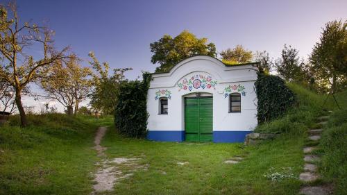 1568234205-sklepy-petrov-plze-a