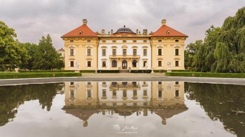 1624708071-zamek-slavkov